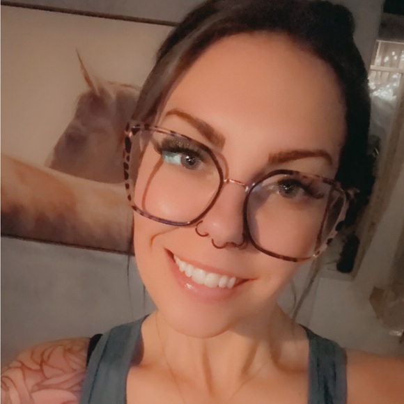 Meet your Posher, - Picture 1 of 2